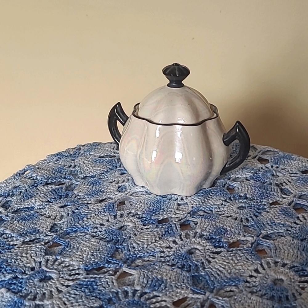 Pearl Lustre Sugar Bowl